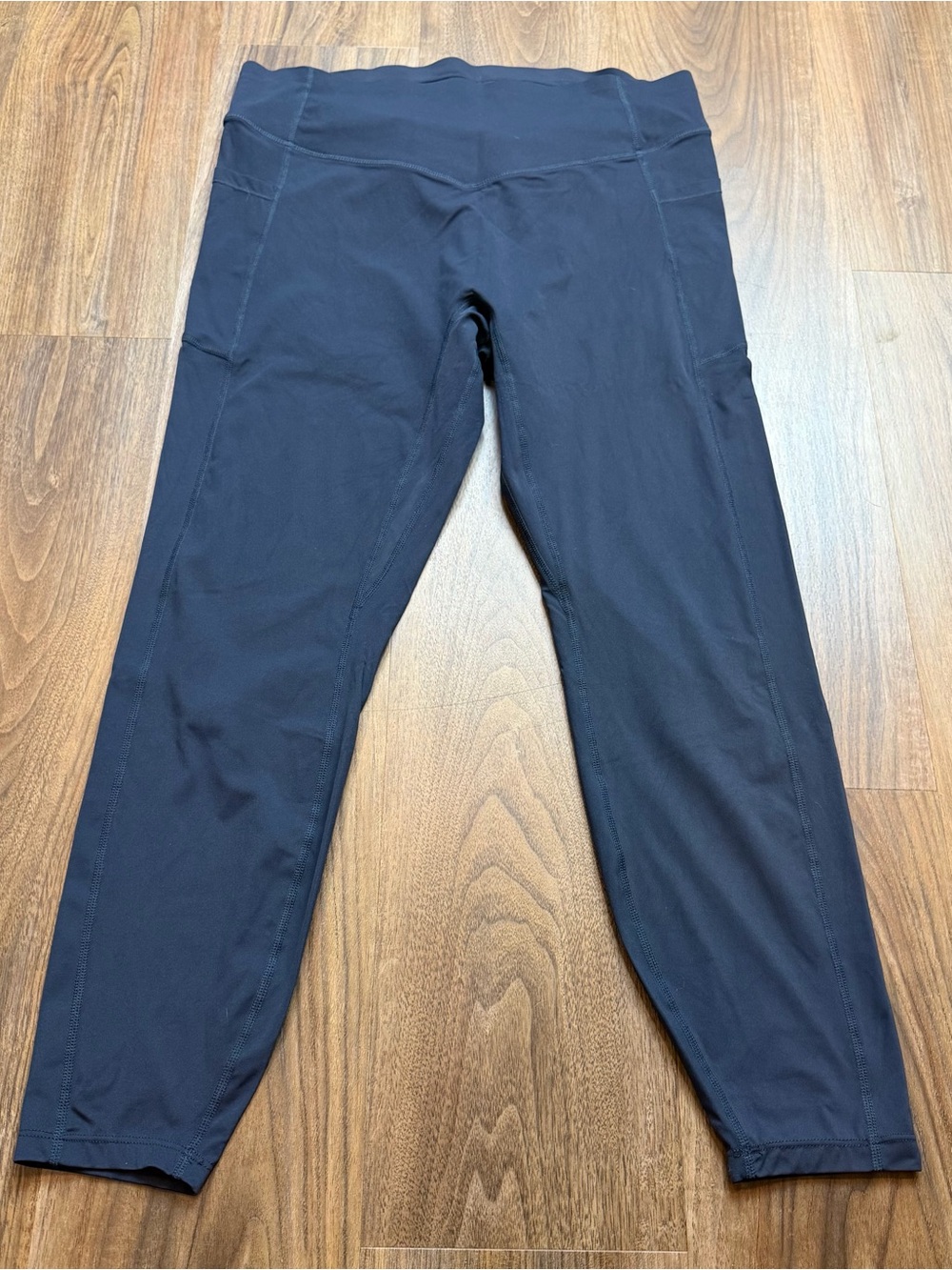 Halara UltraSculpt High Waisted Scrunch Butt Lifting Tummy Control Navy Legging